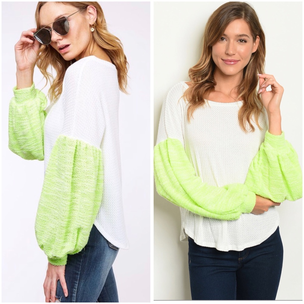 Balloon sleeve pullover - Picture 2 of 3